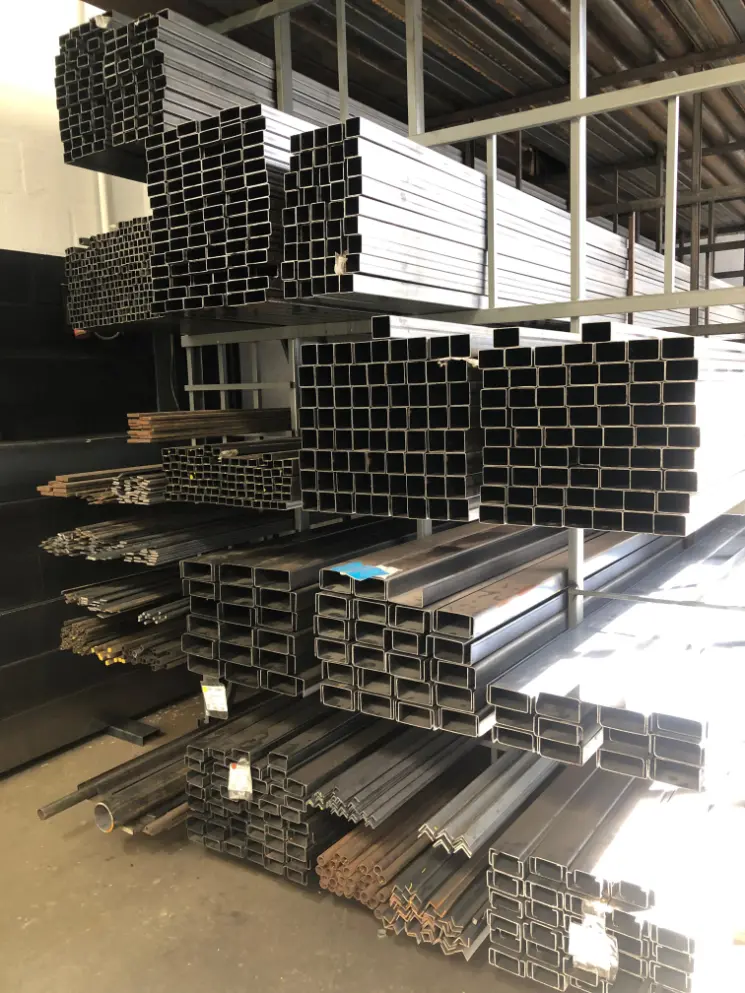 PG Metal Perfis feitos em aço e ferro